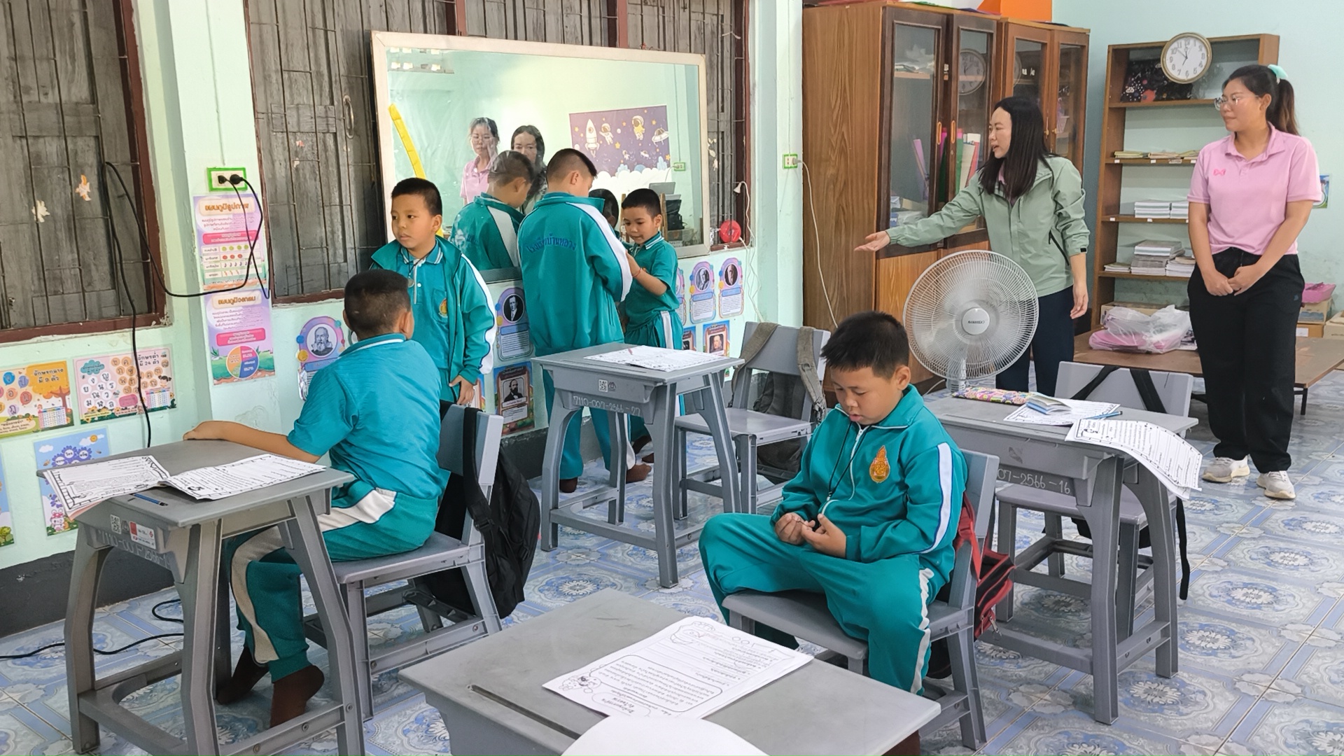 École de Chiang Mai où une aire de jeux a été réalisée